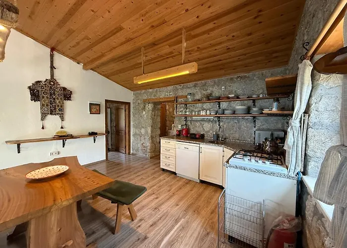 Stone House With Pool Among Olive Trees In Kabak 别墅